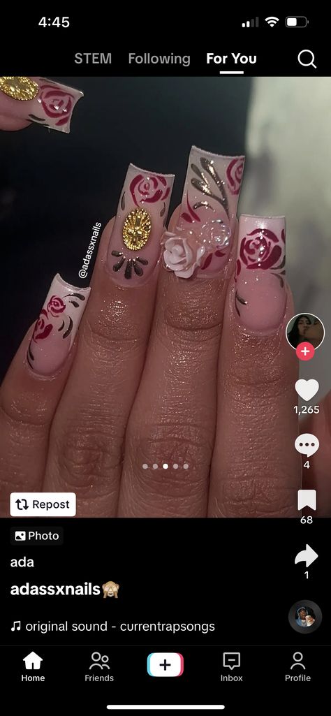 Virgencita Nails, Gold Bling Acrylic Nails, Mexican Nails, Hippie Nails, Punk Nails, Gel Nails Diy, Rose Nails, Simple Acrylic Nails, Classy Acrylic Nails