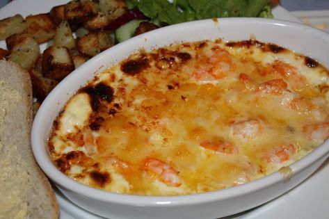 Shrimp Cargot, Shrimp Queso, Warm Appetizers, How To Devein Shrimp, Leafy Salad, Classic French Dishes, French Dishes, What Can I Say, What To Cook