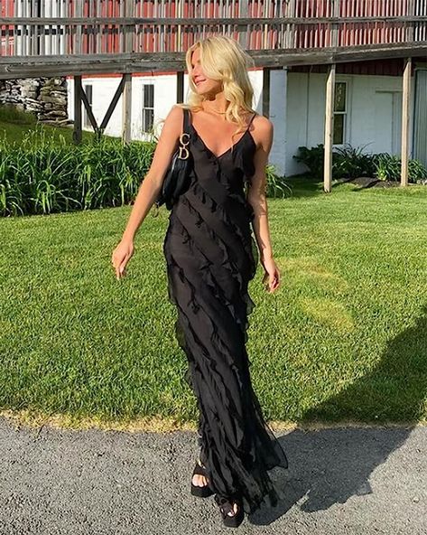 Rat And Boa, Long Sundress, Floor Length Prom Dresses, Summer Sundress, Club Party Dresses, Split Dress, Women Long Sleeve Tops, Ruffled Maxi Dress, Slim Dresses