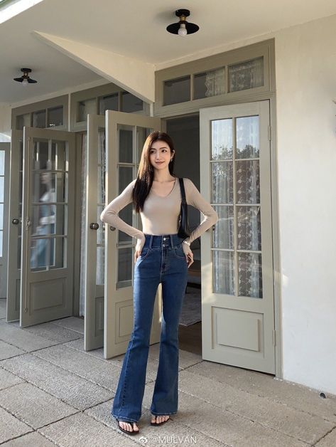 Cut Bray Outfits Jeans, Cutbray Jeans Outfit, Cutbray Style, Bootcut Jeans Outfit Casual, Mulvan Official, Tita Outfit, Cutbray Jeans, Bootcut Jeans Outfit, Tall Girl Outfits