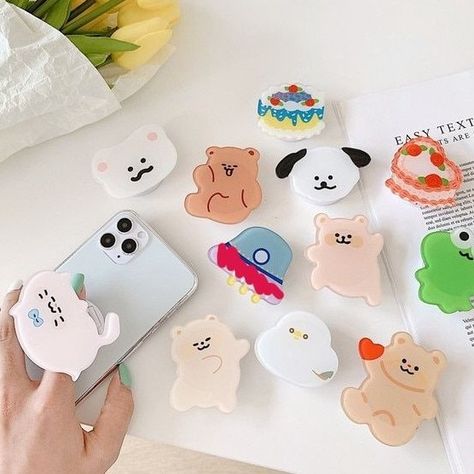 Bear Popsocket, Korean Phones, Cute Popsockets, Bear Puppy, Bag Keychain, Style Kawaii, Dog Phone, Pop Socket, Bear Dog