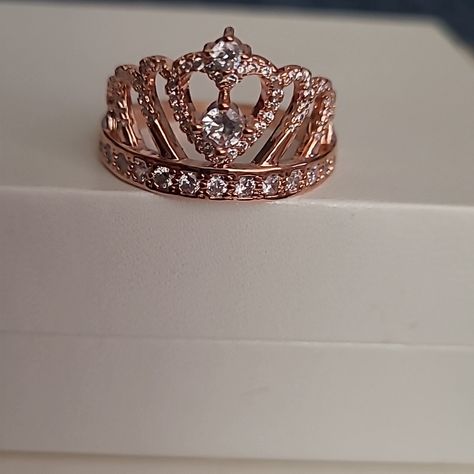 Princess Crown Heart Ring Rose Gold Size 10 Quinceañera Rings, Rose Gold Crown Ring, Princess Crown Ring, Quince Stuff, Black Crystal Ring, Opal Heart Ring, Crown Rings, Jewelry Princess, Crown Ring Princess