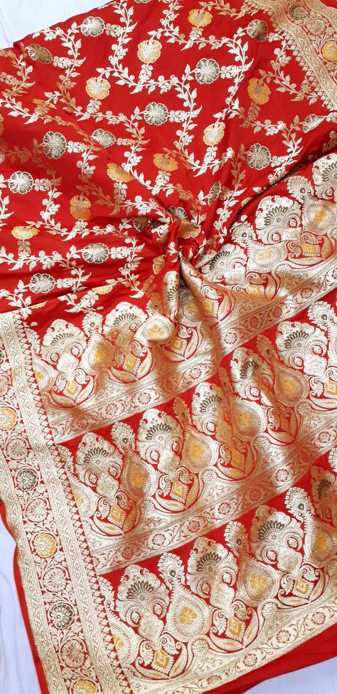 Jacquard Saree, New Saree Designs, Banarasi Silk Saree, Banarasi Saree, Saree Dress, Banarasi Sarees, Bridal Saree, Silk Saree, Saree Designs