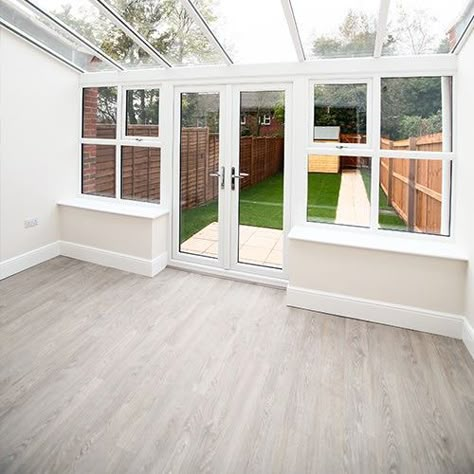 Conservatory Ideas Interior, Small Conservatory Ideas, Orangery Interior, Conservatory Interiors, Dining Room Conservatory, Small Conservatory, Conservatory Flooring, Small House Extensions, Lean To Conservatory