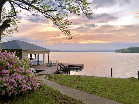 Endless Sunrise Lake Gaston | Lake Gaston North Carolina Rentals North Carolina Lake House, Lake Gaston North Carolina, The Ridges Resort On Lake Chatuge, Summertime Quotes, Lake Gaston, Extra Wedding, Lake Powell Boat Rental, North Carolina Lakes, The Point Saranac Lake