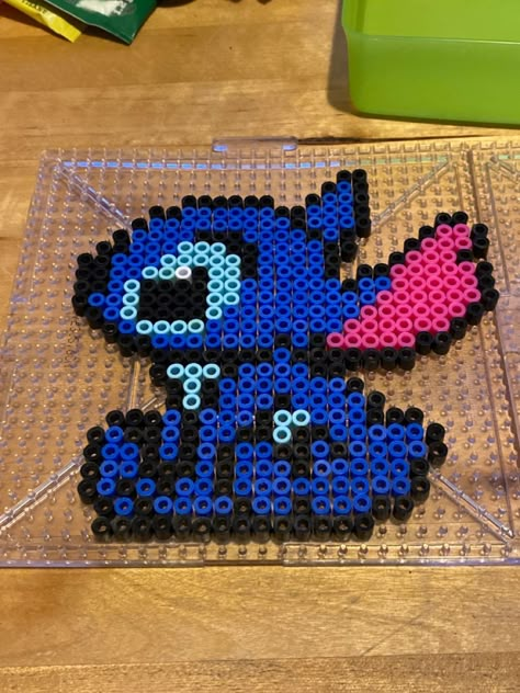 Fuse Beads Stitch, Pearler Beads Stitch, Perler Bead Stitch Pattern, Perler Beads Stitch Disney, Stitch Melty Beads, Stitch Pearl Beads, Perler Beads Ideas Stitch, Pixar Perler Beads, Hammerbeads Designs