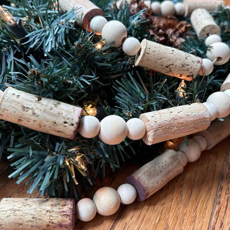 Wine Cork Centerpiece, Wine Cork Garland, Cork Keepsake, Cork Garland, Cork Decor, Wine Corks Decor, Upcycled Wine Corks, Wine Cork Christmas Tree, Wine Themed Gifts