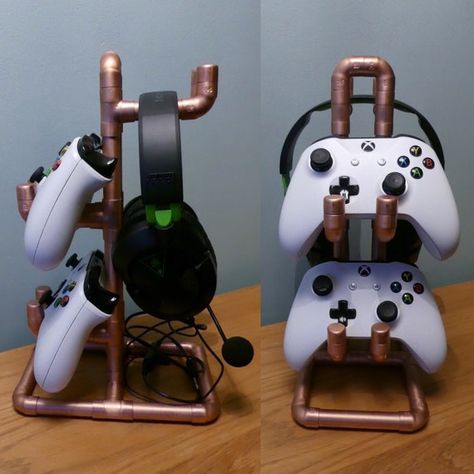 Copper Pipe Game Controller Stand Headset Holder/stand - Etsy UK Control Xbox, Gaming Stand, Pc Gadgets, Controller Stand, Headset Holder, Scrap Wood Crafts, Headset Accessories, Laser Cut Wood Crafts, Gaming Station