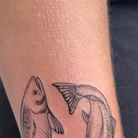 Kingtide Ink - Seattle Tattoo Artist on Instagram: "Double King Salmons & healed herons for Lindsey! 

June slots are almost full- Just a few left towards the end of the month ➡️ DM to book custom/flash 
.
.
.
#seattletattooartist #seattletattoo #seattletattooshop #westseattle #salmontattoo #herontattoo" Salmon Tattoo, Heron Tattoo, Seattle Tattoo, King Salmon, West Seattle, Herons, Tat Ideas, Artist On Instagram, Tattoo Artist