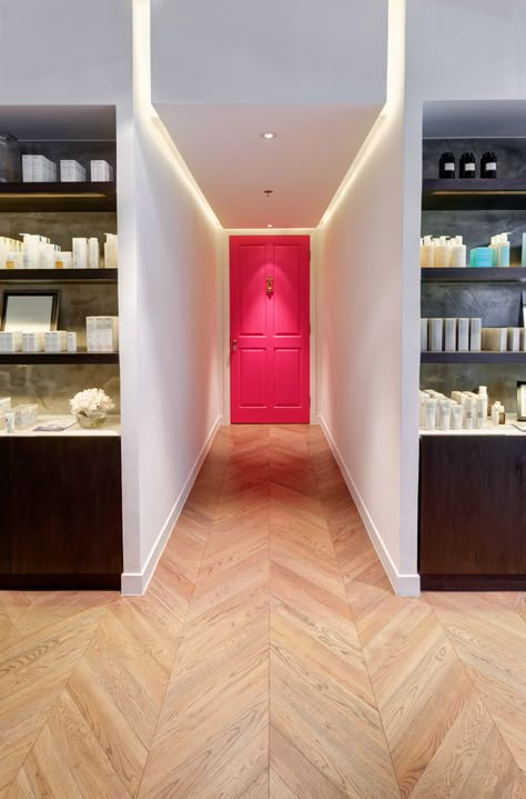 Interior space                                                                                                                                                      Mais Design Hall, Corridor Lighting, Cove Lighting, Beauty Salon Decor, Pink Door, Spa Design, Narrow Hallway, False Ceiling Design, Salon Decor