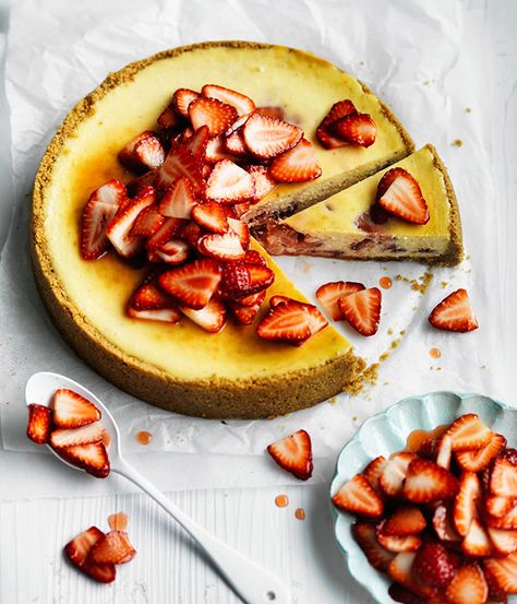 Curtis Stone's strawberry and almond cheesecake recipe :: Gourmet Traveller Stone Cake, Curtis Stone Recipes, Almond Cheesecake, Grilled Strawberries, Blueberry Cheesecake Recipe, Pistachio Cheesecake, Curtis Stone, Strawberry Dessert Recipes, Lime Cheesecake