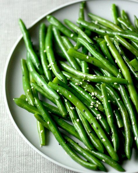 Steamed Green Bean Recipes, Steam Green Beans, French Green Bean Recipes, Microwave Green Beans, Beans Dinner, Fresh Green Bean Recipes, Garlic Green Bean Recipes, Cooking Fresh Green Beans, Microwave Recipe