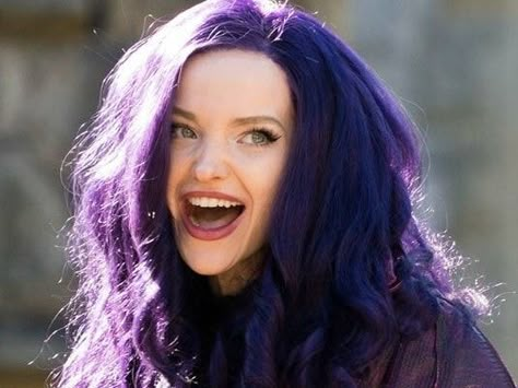 What Descendants Character Are You Quiz, Evie Descendants Fanart, Mother Gothel Daughter Descendants, Pretty Actors Women, Disney Descendants Aesthetic, Vk Descendants, Decendants 4 Red, Morgie Descendants, Rise Of Red Descendants