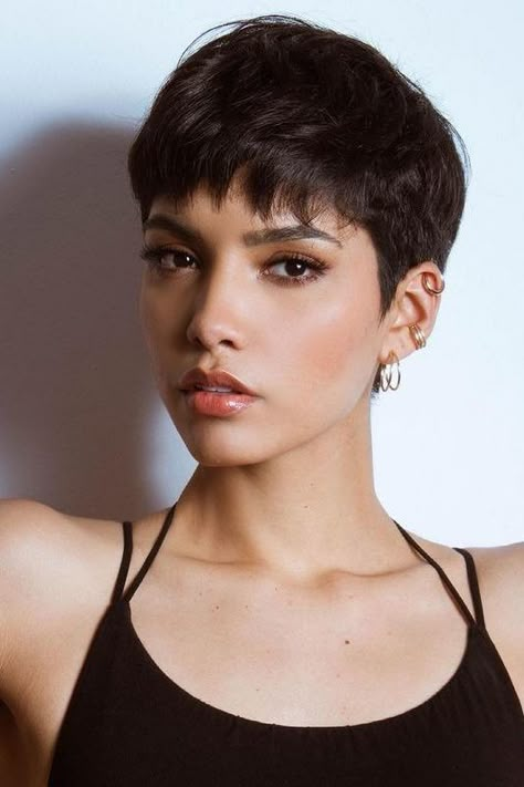 Pixie 70s Short Haircuts, Vintage Pixie Haircut, 90s Pixie Cut Curly, 90s Pixie Cut Straight Hair, 80s Pixie Cut, Pixie Straight Hair, Short Feminine Hair, Pixie Haircut 90s, Straight Pixie Haircut