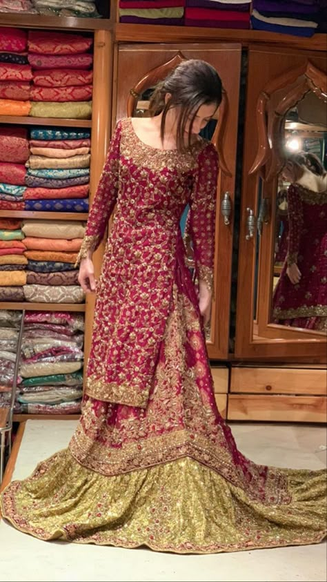 Rukhsati Dress, Bridal Garara, Barat Dress, Casual Bridal Dress, Pakistani Party Wear Dresses, Pakistani Bridal Dress, Red Bridal Dress, Pakistani Formal Dresses, Asian Bridal Dresses