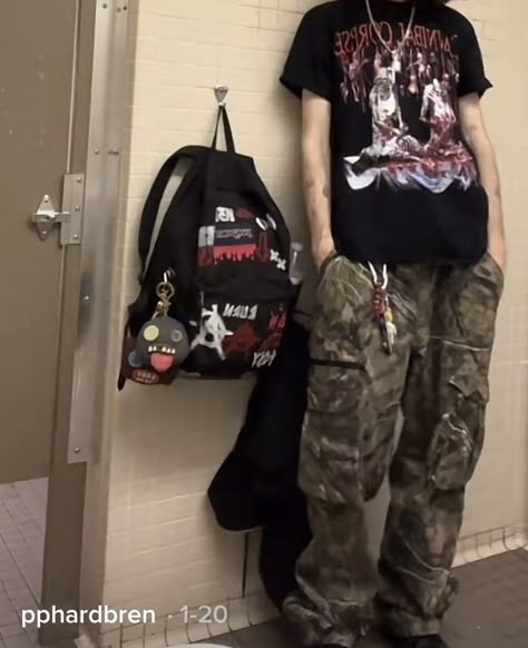 Metalcore Aesthetic Outfit Men, Alt Punk Outfits Men, 2000s Rocker Outfit, Metalhead Fits Men, 90s Punk Aesthetic Men, Mens Grunge Streetwear, 90s Punk Fashion Male, Juggalo Outfit Men, Casual Metalhead Outfit Men