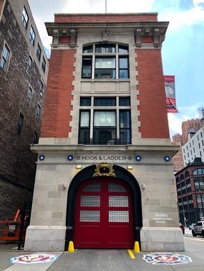 Ghostbusters Firehouse – New York, New York - Atlas Obscura Ghostbusters Building, Old Firehouse, Ghostbusters Firehouse, Ghostbusters Theme, Ghostbusters Movie, Corporate Headquarters, Movie Locations, York Travel, Atlas Obscura