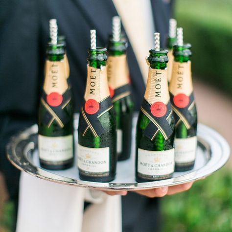 We can't get over how cute these mini @moetusa champagnes are! And don't forget, no #signaturecocktail is complete without chevron print straws! 😉 Is it the weekend yet?! #weddinginspo 📷: @troygrover | 📋: @heathernicholewhite Food Wedding Favors, Tips For Brides, Wedding Food Drink, Wedding Signature Drinks, Wedding Bottles, Budget Tips, Brides Magazine, Wine Wedding, Wine Time