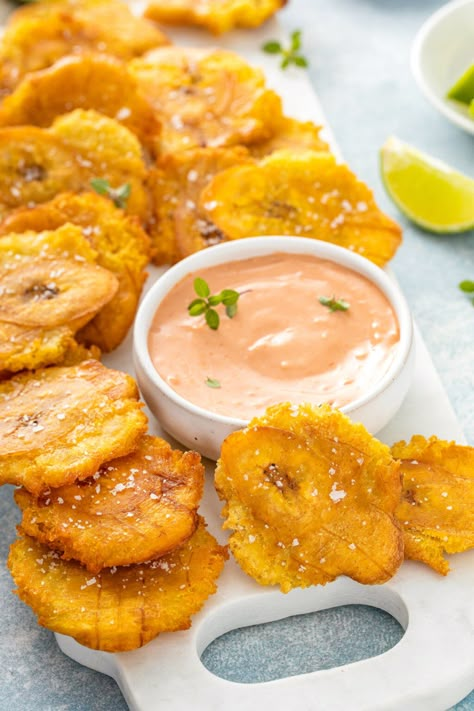 Ketchup Dip, Tostones Recipe, Fried Plantain Recipe, Puerto Rican Style, Nicaraguan Food, Recetas Puertorriqueñas, Costa Rican Food, Fried Plantains, Plantain Recipes