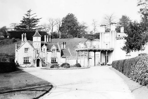 Inside Adelaide Cottage, the new home of Prince William, Kate and kids Adelaide Cottage Windsor, Adelaide Cottage, Frogmore House, Dumfries House, Crown Estate, Anmer Hall, Royal Lodge, London Cathedral, Windsor Homes