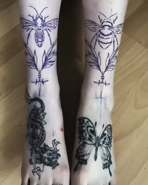 Symmetrical Shin Tattoo, Thigh Tattoos Women Goth, Goth Thigh Tattoo, Ankle Cuff Tattoo, Cuff Tattoo, Shin Tattoo, Tattoo Apprenticeship, Grunge Tattoo, Goth Tattoo