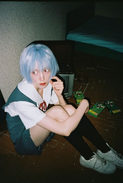 Evangelion Photoshoot, Cosplay Photoshoot Ideas, Bluecore Aesthetic, Rei Ayanami Cosplay, Rei Cosplay, Evangelion Shinji, Evangelion Cosplay, Cosplay Photoshoot, Cosplay Inspo