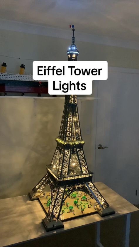 Interesant Lego Effiel Tower, Lego Eiffel Tower, Eiffel Tower Lights, Tower Light, Lego Sets, Eiffel Tower, Light Up, Lego, Tower