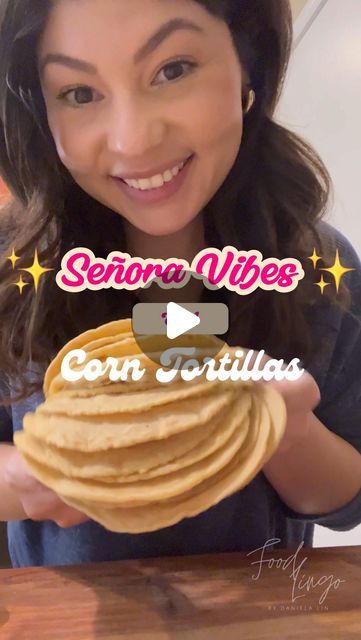 Making Corn Tortillas, Corn Tortilla Recipes, How To Make Corn, Homemade Corn Tortillas, How To Make Tortillas, Latin American Recipes, Tortilla Recipe, Corn Flour, Homemade Tortillas