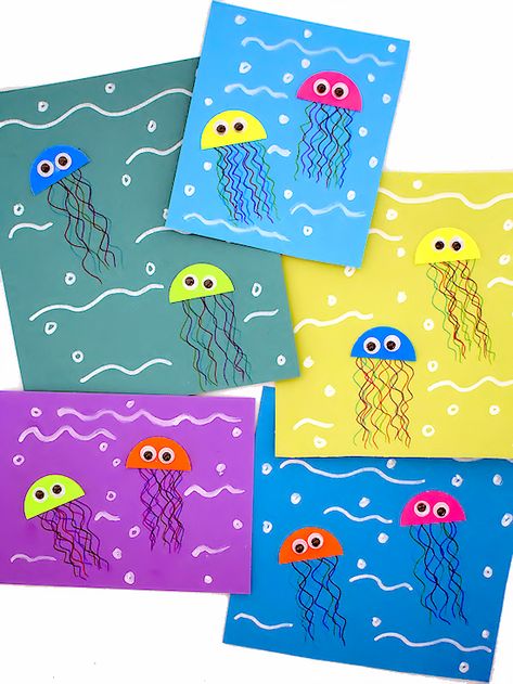 Easy Art Kindergarten, Summer In Kindergarten, Jellyfish Crafts For Kids, Jellyfish Art And Craft, Jellyfish Art Preschool, Jelly Fish Art And Craft, Preschool Jellyfish Craft, Jellyfish Craft Kindergarten, Jellyfish Craft For Kids