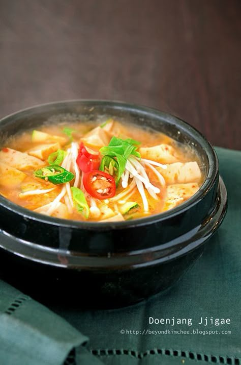 Doenjang Jjigae Doenjang Jjigae Recipe, Doenjang Jjigae, Jjigae Recipe, Koreansk Mad, Korean Soup, Indonesian Recipes, Soy Bean, Korean Cooking, K Food