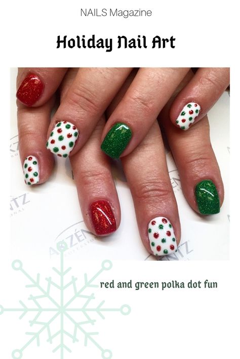 Christmas nail art is easy with this design. Christmas Polish Nails, Painted Christmas Nails Short, Kids Nail Art Christmas, Kids Holiday Nail Designs, December Nails Christmas Simple, Easy Christmas Dip Nail Ideas, Simple Christmas Naildesign, Christmas Nails Short Diy, Christmas Dip Manicure Ideas