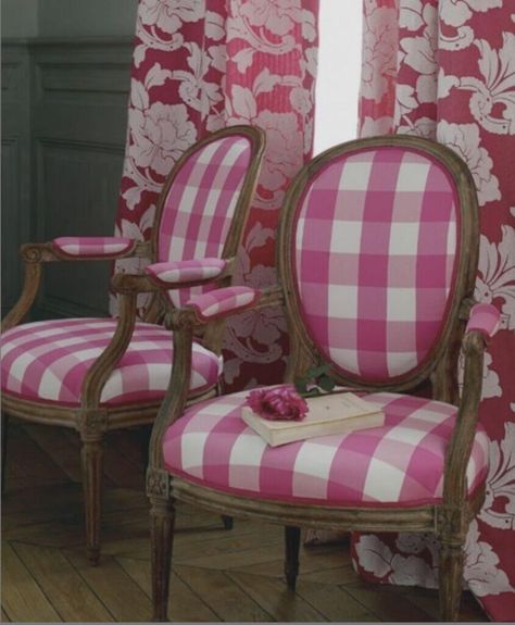 Gingham Fashion, Pink Passion, Chinoiserie Chic, I Love Pink, Sitting Pretty, Beautiful Chair, All Things Pink, Country French, Tickled Pink