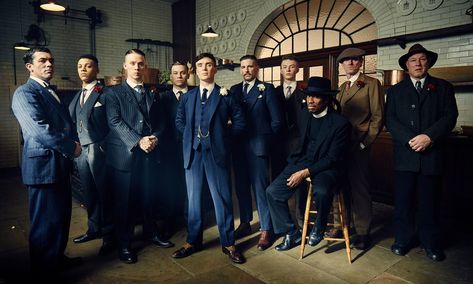 Costume Peaky Blinders, Peaky Blinders Season, Finn Cole, Peaky Blinders Series, Peaky Blinders Poster, Steven Knight, Peaky Blinders Wallpaper, Peaky Blinders Suit, Joe Cole