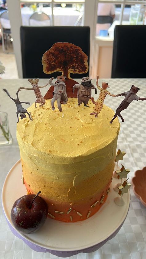 Wes Anderson Cake, Fantastic Mr Fox Party, Halloween Costumes 2022, Fox Cake, Fantastic Mr Fox, Mr Fox, Halloween This Year, Just Cakes, Creative Halloween Costumes