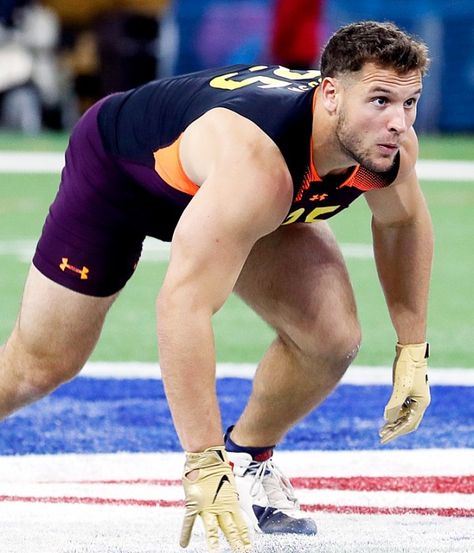 Hot Rugby Players, Cute Football Players, Rugby Men, Macho Man, Men's Health Fitness, American Football Players, Big Guys, Men's Muscle, Rugby Players