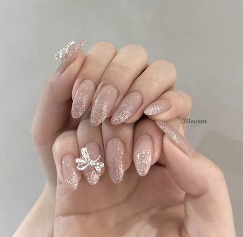 Short Almond Shaped Nails, Bridal Nail Art, Short Almond, Pretty Gel Nails, Soft Nails, Nail Swag, Nail Art Kit, Trendy Nail Design, Nails Desing