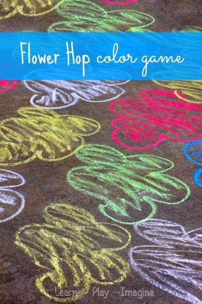 Gross motor color recognition game - an active way to learn colors. Materials and Set-Up: Using Chalk, draw a variety of different colored flowers on the ground (more than one of each color). Have the kids start off of the flowers. Once you call out a color, kids must run (or any gross motor movement) to find a flower of that color (more than one child per flower is okay). Flower Activities, Spring Lessons, Gross Motor Activity, Toddler Lessons, Lesson Plans For Toddlers, Flowers Theme, Gross Motor Activities, Movement Activities, Learn Colors