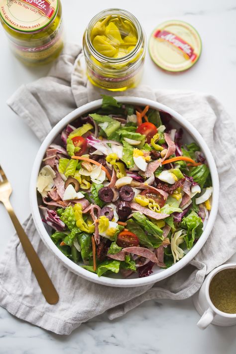 This paleo Italian salad is one of my very favorite paleo salads: loaded with radicchio, roasted garlic, olives, bright & spicy peperoncinis, salami & more. Paleo Salad, 40 Aprons, Italian Salad Recipes, Healthy Tacos Salad, Paleo Side Dishes, Antipasto Salad, Harissa Paste, Chile Sauce, Paleo Salads