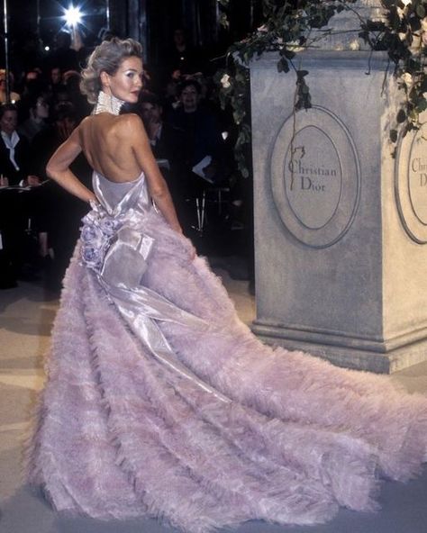 Lavender Haze Aesthetic, Wedding Aesthetics, Lavender Haze, Dior Collection, 90s Runway Fashion, Runway Fashion Couture, The Cardigans, Christian Dior Haute Couture, American Princess