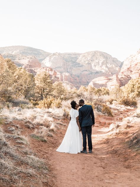 If you’re drawn to Zion National Park or even Joshua Tree, Sedona is like the perfect blend of the two — with red rock and desert vibes, but also high alpine flavors — it’s spectacularly unique. The whole area is rich with diversity (giving us so many options for photos) while being wonderfully condensed. You can get around so easily and yet feel like you’re in a totally different place! There are so many hikes and options with plenty of things to explore without going very far. Zion Photography, Zion Elopement, Zion Wedding, Moab Wedding, Elopement Destinations, Utah Elopement, Utah Adventures, Boho Elopement, Sedona Wedding