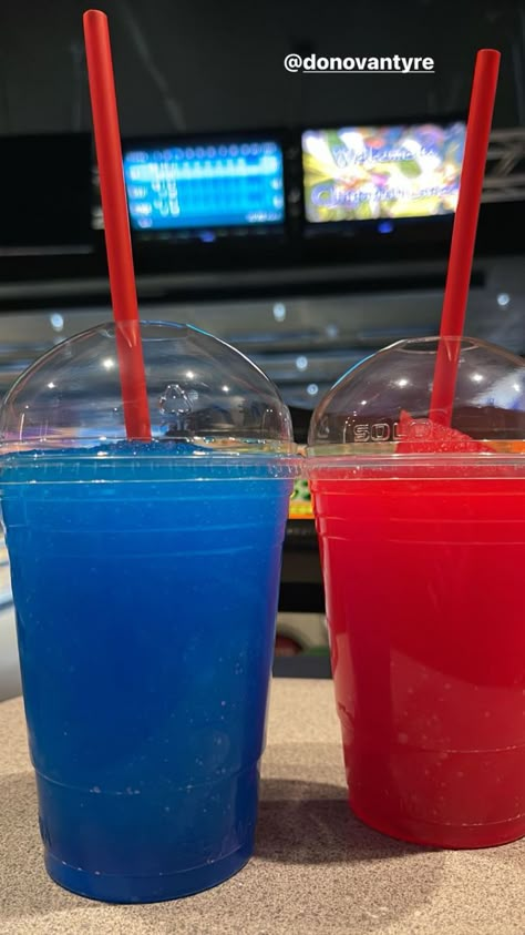 Slurpies Aesthetic, Red And Blue Slushie Purple Tongue, Ice Slushies, Frozen Drink, Slushy Drinks, Iced Drinks Recipes, Candy Drinks, Sleepover Food, Delicacy Food