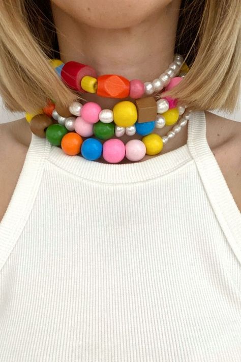 2023 Fashion Accessories, Summer 2024 Accessories, Statement Pearl Necklace, I Necklace, Oversized Necklace, Playful Jewelry, Pop Jewelry, Bright Jewelry, Artsy Jewelry