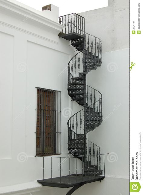 Spiral Staircase Outdoor, Spiral Staircase Kits, Stair Shelves, Staircase Kits, Stair Kits, Staircase Outdoor, Iron Staircase, Winding Staircase, Outdoor Stairs