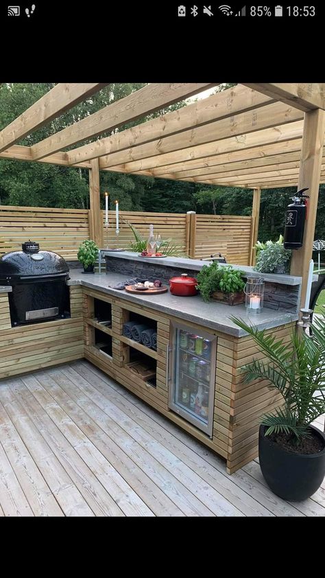 Outdoor Bbq Pergola, Outdoor Kitchen Bbq Area, Bbq And Bar Area Ideas Outdoor, Bbq Patio Area, Outside Bbq Area Ideas Patio, Bbq Decking Area, Barbecue Areas Outdoor Ideas, Outdoor Bbq Area Ideas, Deck With Bbq Area