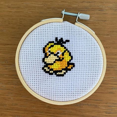 Psyduck Cross Stitch, Pokemon Embroidery, Basquiat Art, Stitch Art, Alpha Patterns, Cross Stitching, Cross Stitch Art, Pokemon Art, Modern Art Abstract