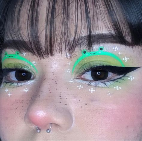 Frog Makeup, Anime Eye Makeup, Cute Eye Makeup, Kawaii Makeup, Cool Makeup Looks, Pinterest Makeup, Dope Makeup, Eye Makeup Designs, Eyeshadow Eyeliner