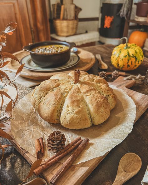 🧺🍂 Cottagecore Baking: Pumpkin-Shaped Bread Loaf There’s nothing quite like the aroma of freshly baked bread filling the kitchen. Watch the video on my channel and find the recipe in my blog. With love, Indoora #veganrecipes #cozyrecipes #cottagecore #cottagecoreaesthetic #cottagecorebaking #cozyhome #cozyvibes #autumn #cottagestyle Baking Cottagecore, Cottage Core Baking, Kitchen Watch, Cottagecore Baking, Baking Pumpkin, Cottagecore Recipes, Shaped Bread, Freshly Baked Bread, Bread Loaf