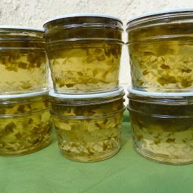 One last New Mexican green chile recipe !    I made this quick and easy jelly at the end of Hatch chile season, so I either have to wait u... Hatch Green Chili Jelly, Hatch Chili Canning Recipes, Green Chili Jelly, Green Chili Jam, Recipes Peppers, Hatch Chili Peppers, Hatch Green Chili Recipe, Hatch Chilies, Hatch Chili Recipes