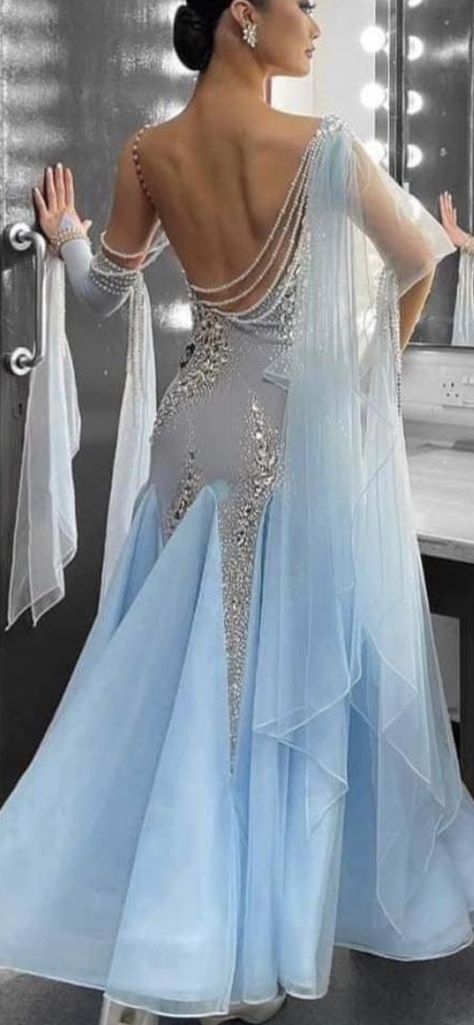 Ballroom Dresses Standard, Ballroom Dress Gowns, Kurti Design Latest, Ballroom Dance Dresses Standard, Strictly Ballroom, Ballroom Gowns Dance, Ballroom Dance Outfits, Standard Dance Dress, Outfit Club