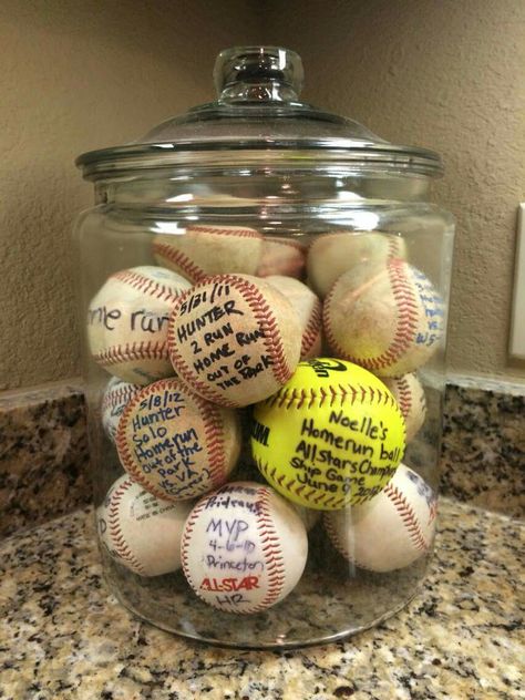 I display my kiddos homerun baseballs/softballs in a big jar I got at Walmart for $10. WAY better than them just being shoved in a drawer or sitting on a shelf! ️️️️️️️ Baby Shower Ideas For Boys, Baseball Bedroom, Baseball Crafts, Big Jar, Baseball Room, Baseball Decor, Softball Life, Baseball Boys, Baseball Party